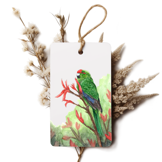 "Kākāriki on Harakeke" Gift Tag